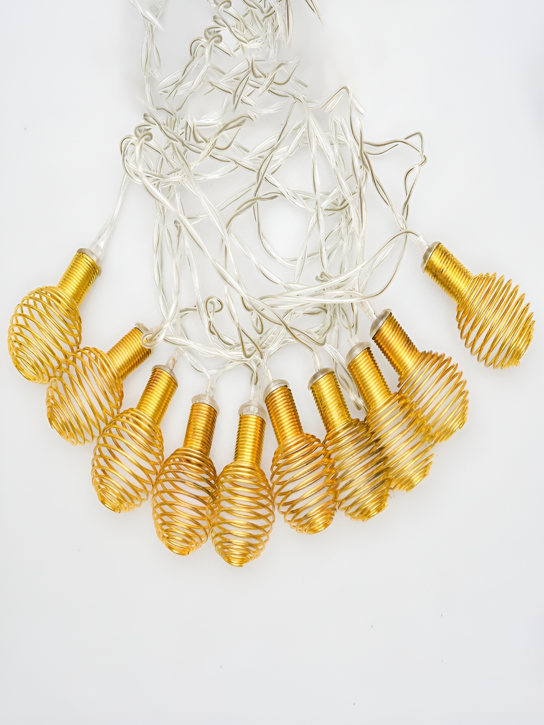 

Kuber Industries Gold-Toned 10 Bulbs Spiral Design String Lights