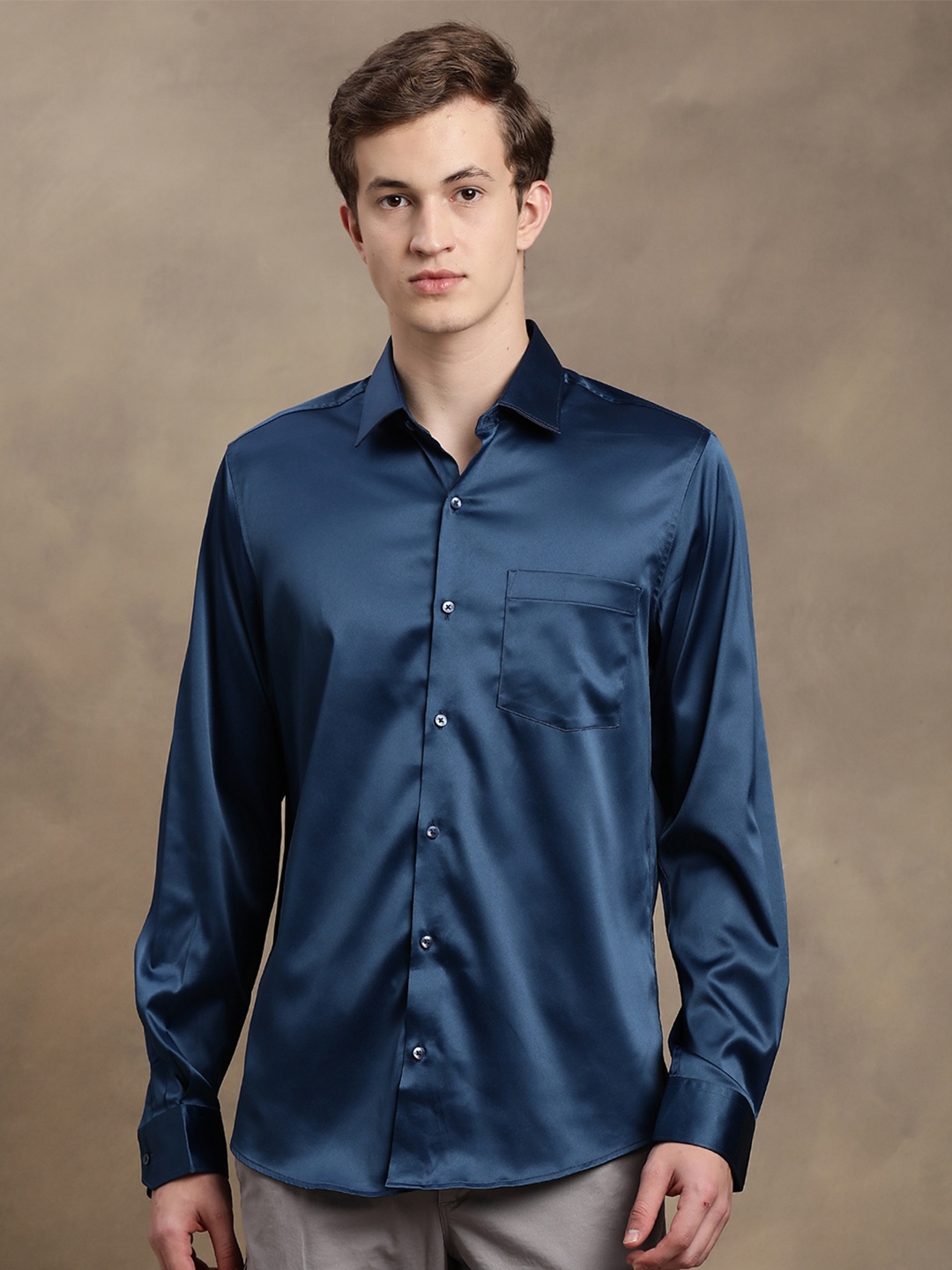 

Turtle Classic Slim Fit Opaque Party Shirt, Blue