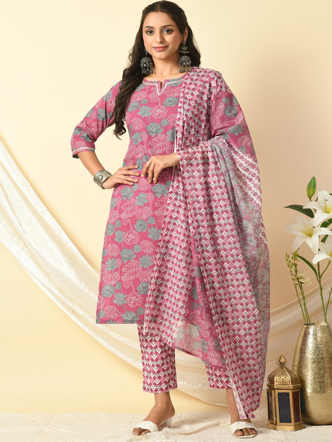 

KALINI Floral Printed Round Neck Three-Quarter Sleeves Pure Cotton Kurta Set, Pink