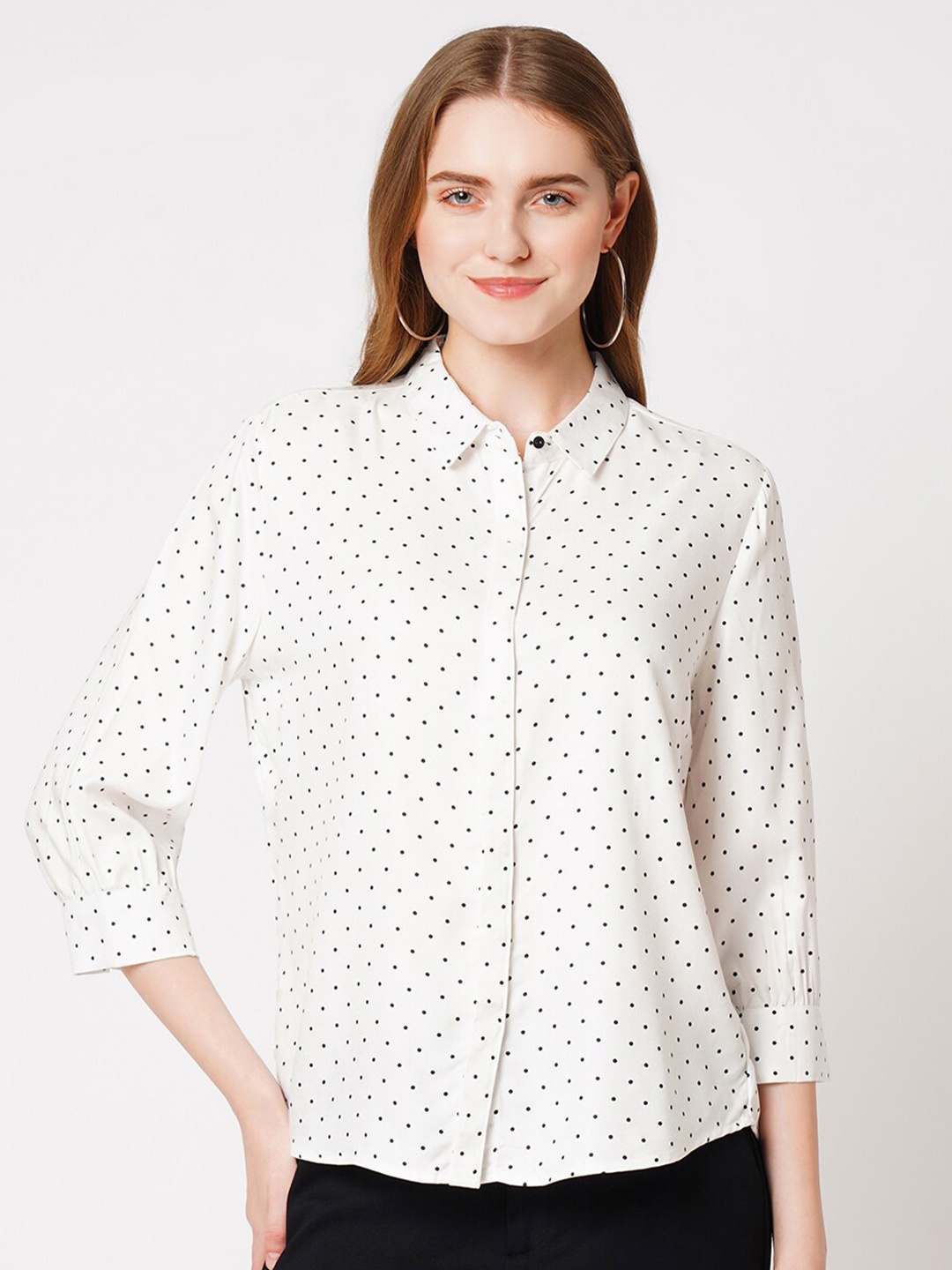 

Kraus Jeans Women Slim Fit Printed Casual Shirt, Off white