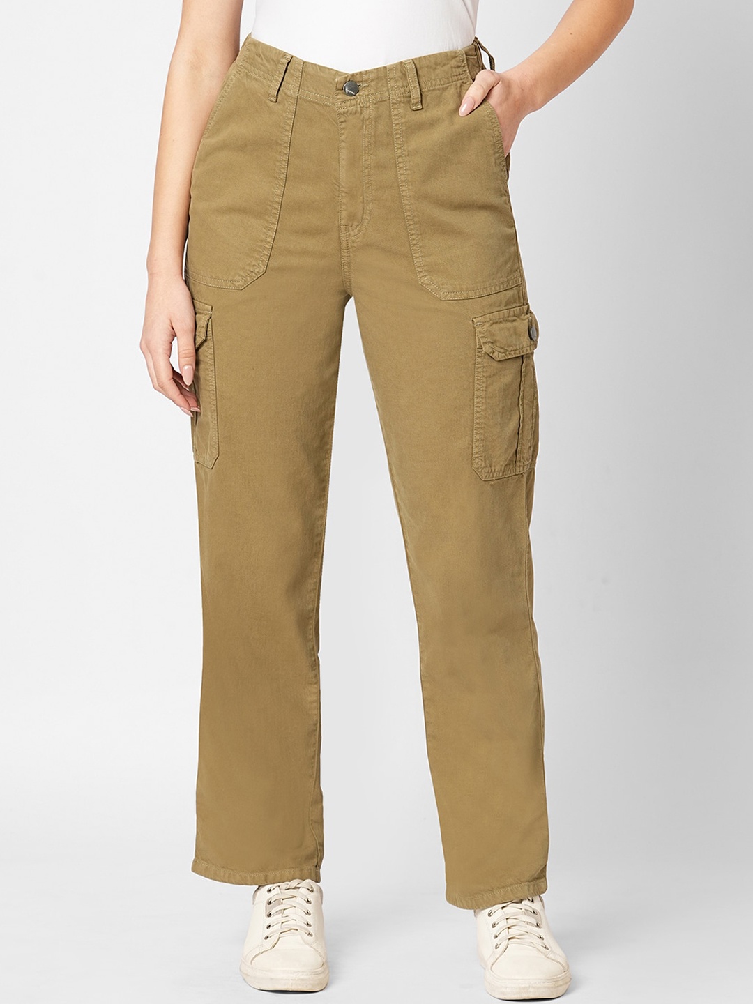 

Kraus Jeans Women Loose Fit High-Rise Cargos Trousers, Olive