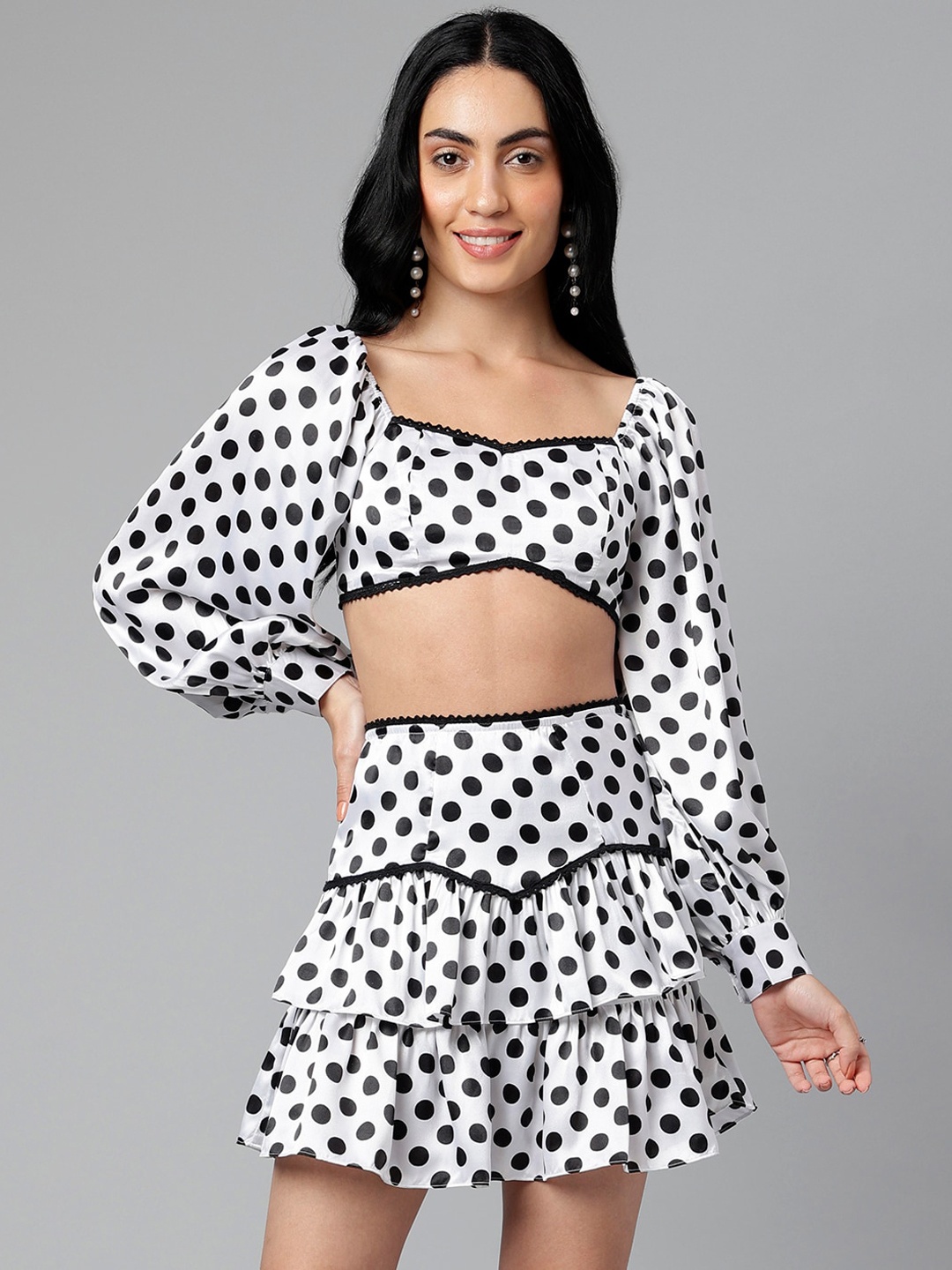 

I Love She Geometric Printed Mini Tiered Skirt, White
