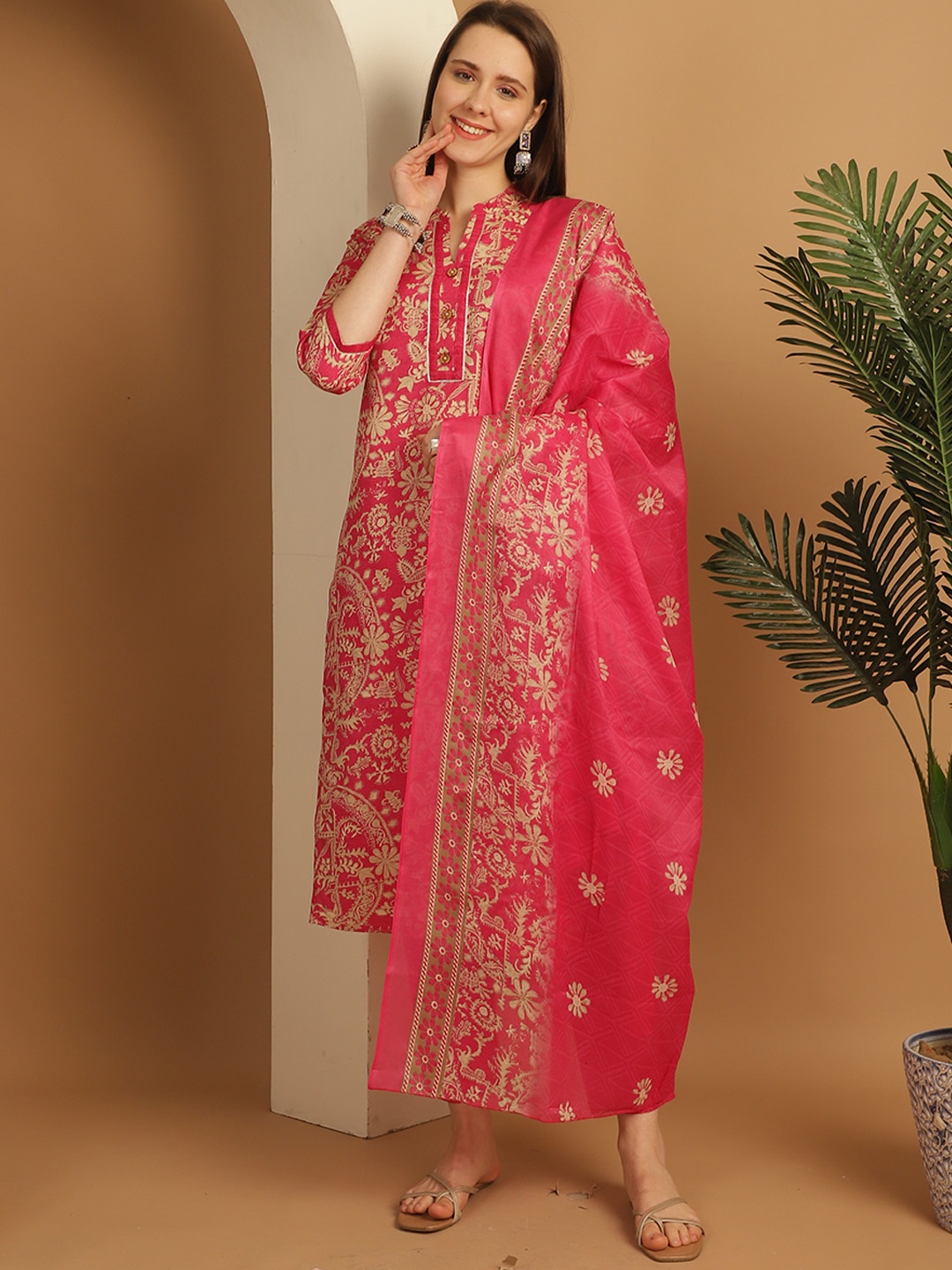 

Rajnandini Floral Printed Regular Kurta with Trousers & With Dupatta, Pink