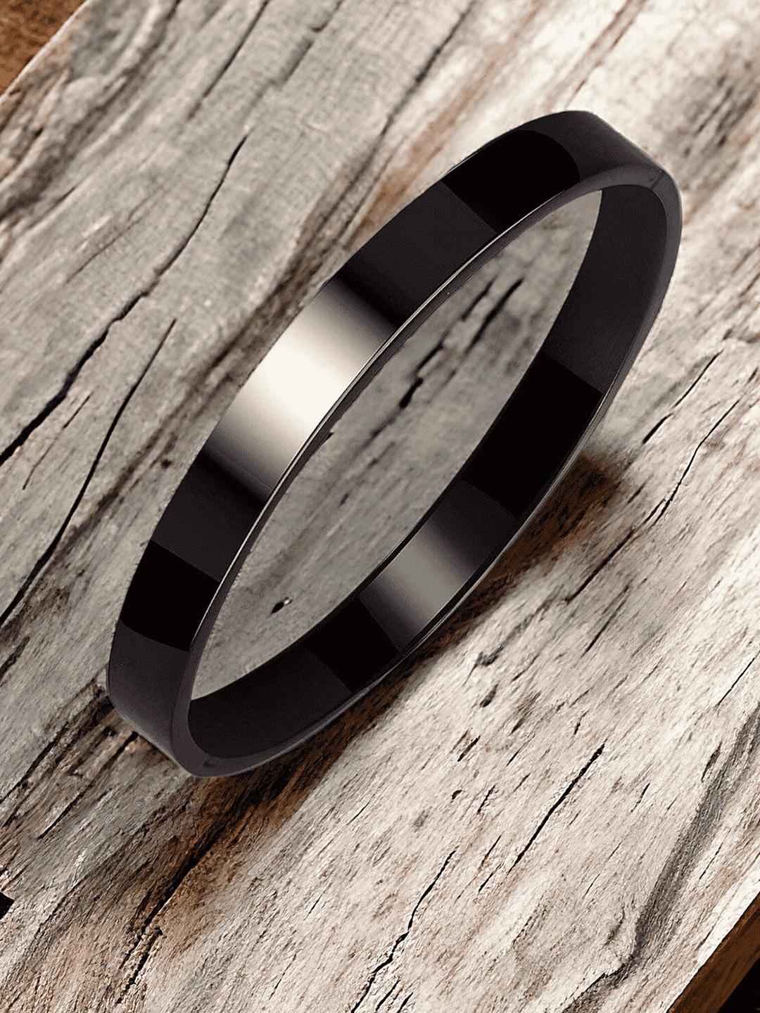 

Okos Men Kada Bracelet, Black