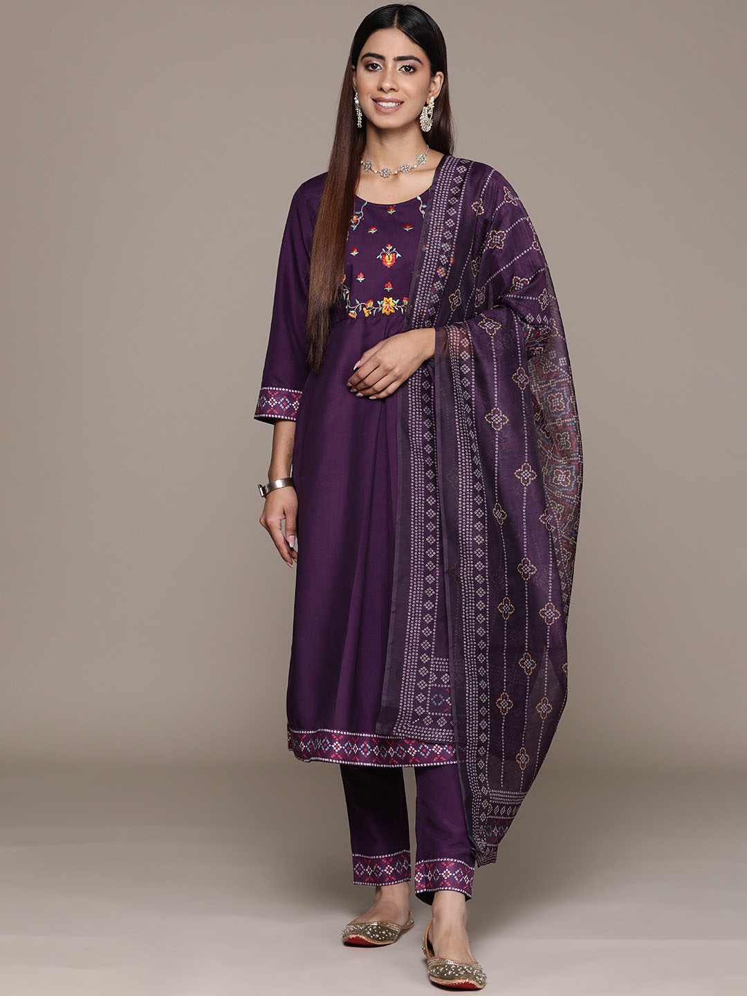 

KALINI Ethnic Motifs Yoke Design Round Neck Three-Quarter Sleeves Kurta Set, Purple