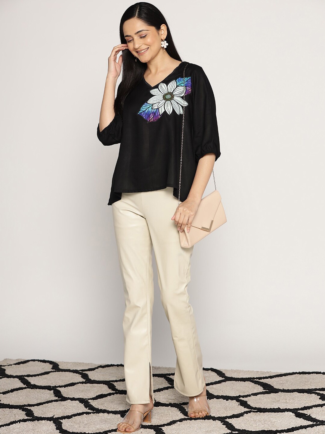 

LetsDressUp Floral Printed V-Neck Puff Sleeves High-Low Top, Black