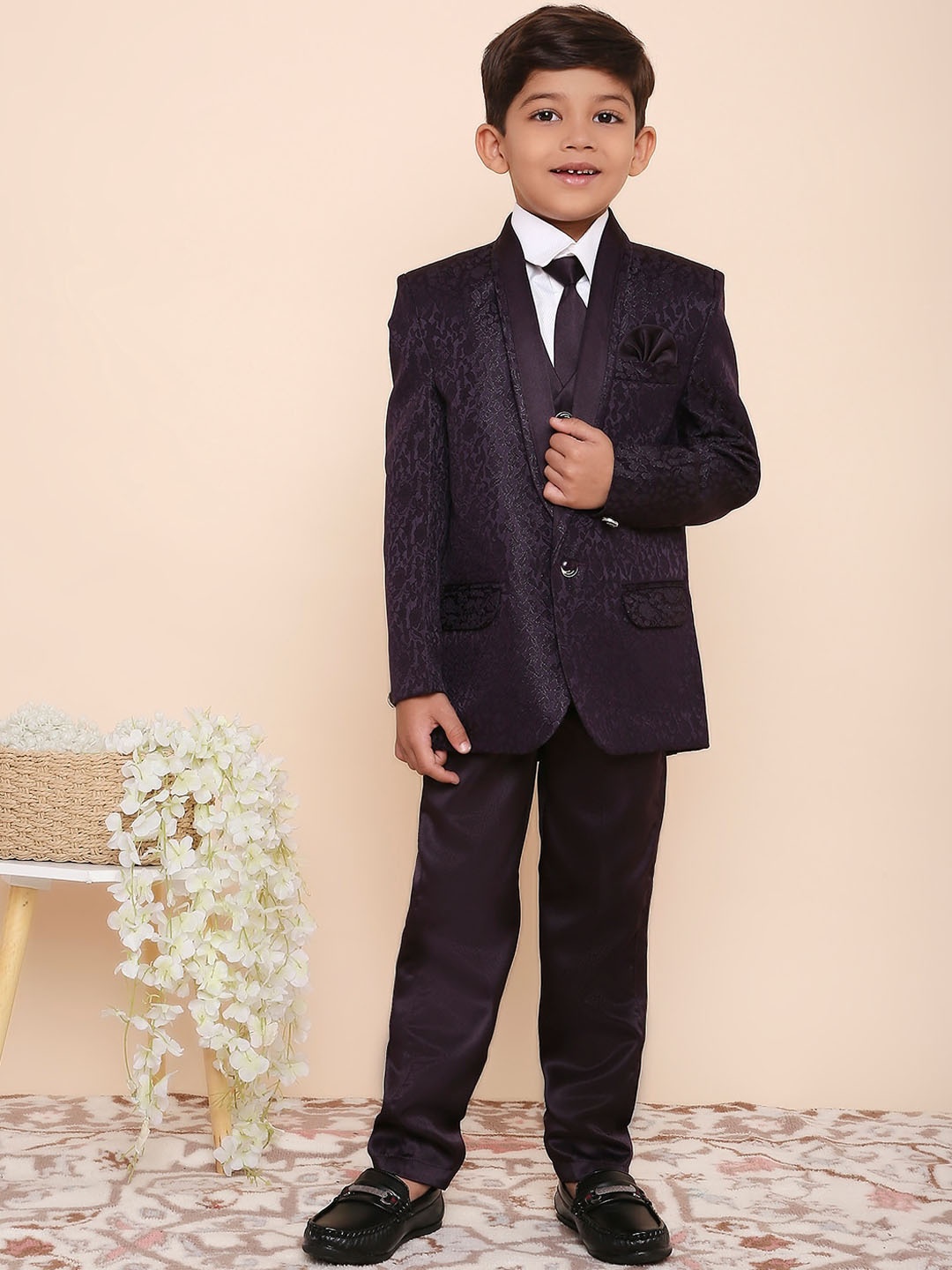 

KID1 Boys Self Design Shawl Collar 5-Piece Party Suit, Purple