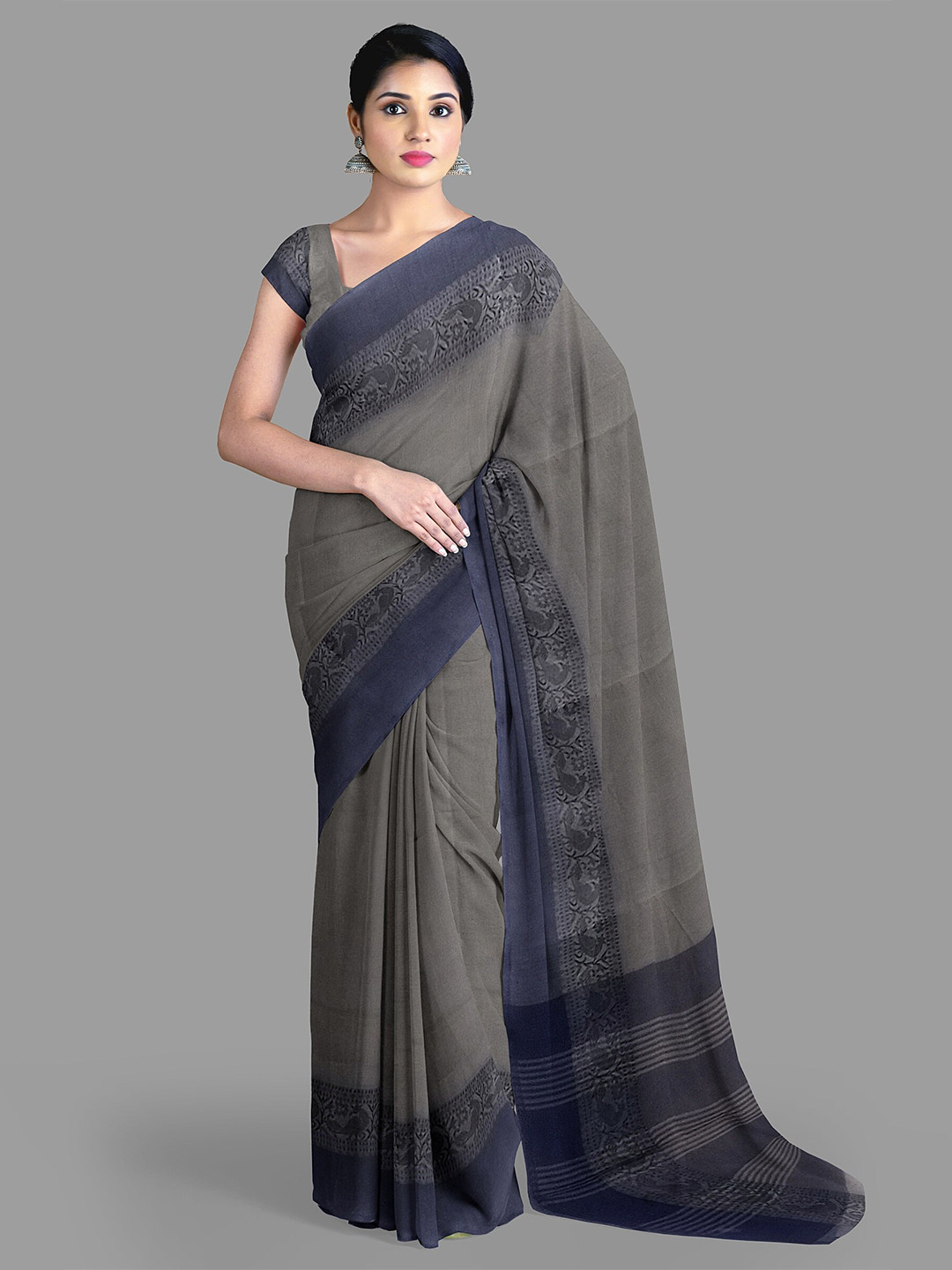 

The Chennai Silks Pure Cotton Taant Saree, Grey