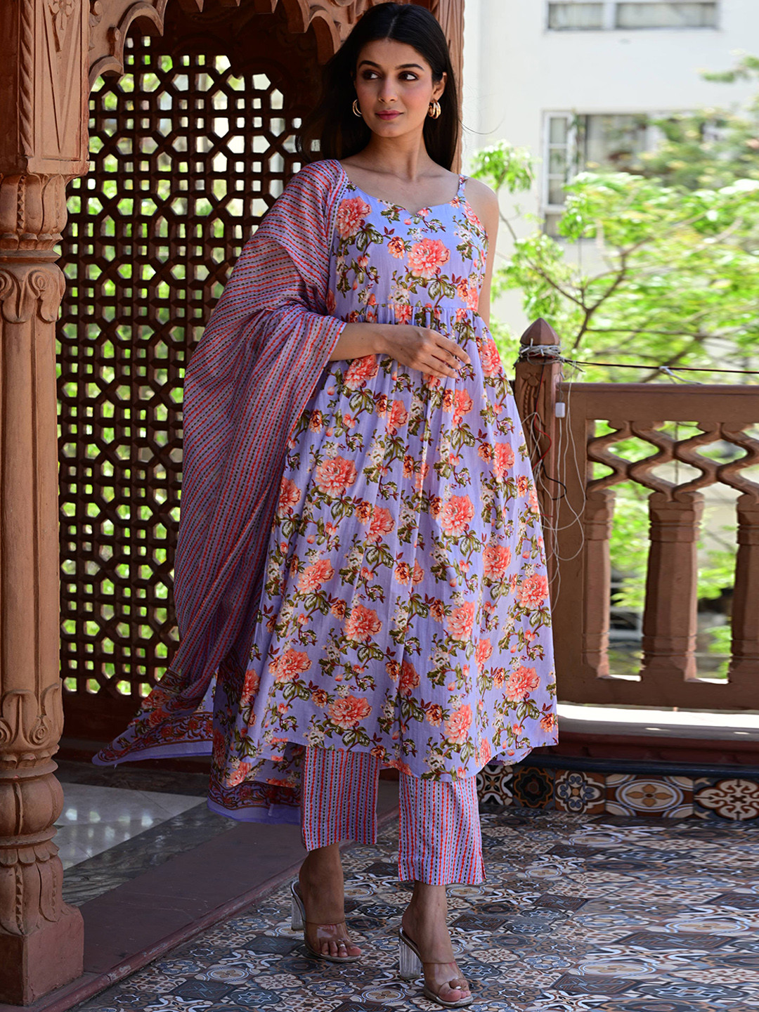 

VYKOO Ethnic Motifs Printed Empire Pure Cotton Anarkali Kurta & Palazzos With Dupatta, Pink