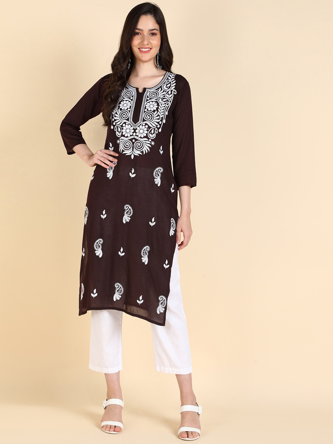 

TOP N THREAD Floral Embroidered Chikankari Straight Kurta, Brown