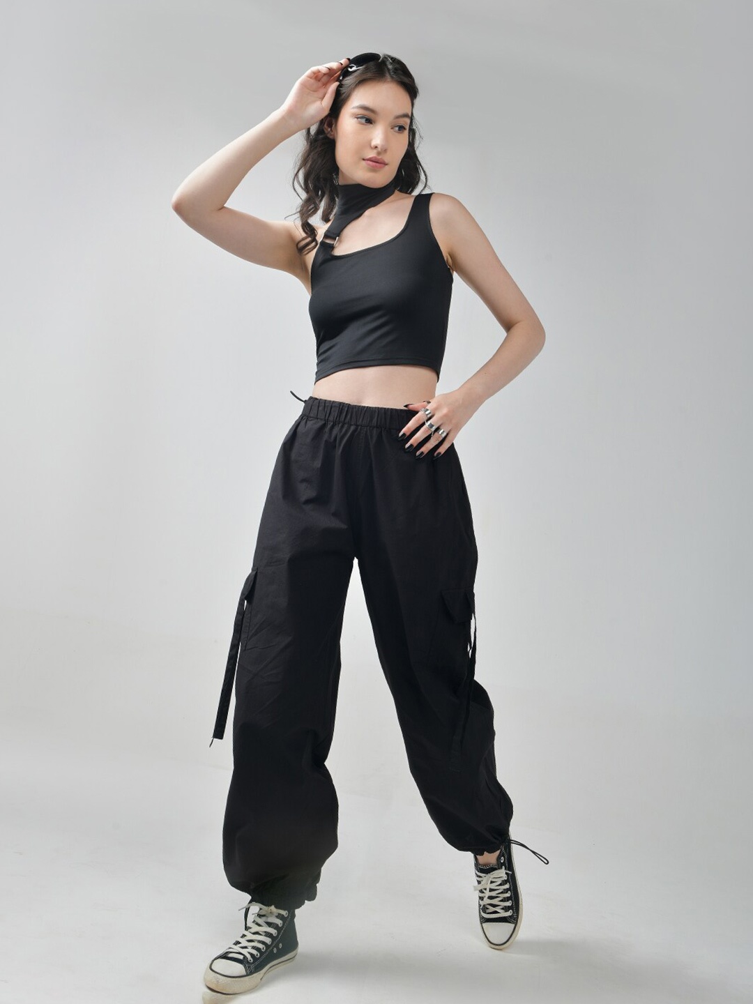 

IZF One Shoulder Top & Cargo Joggers, Black