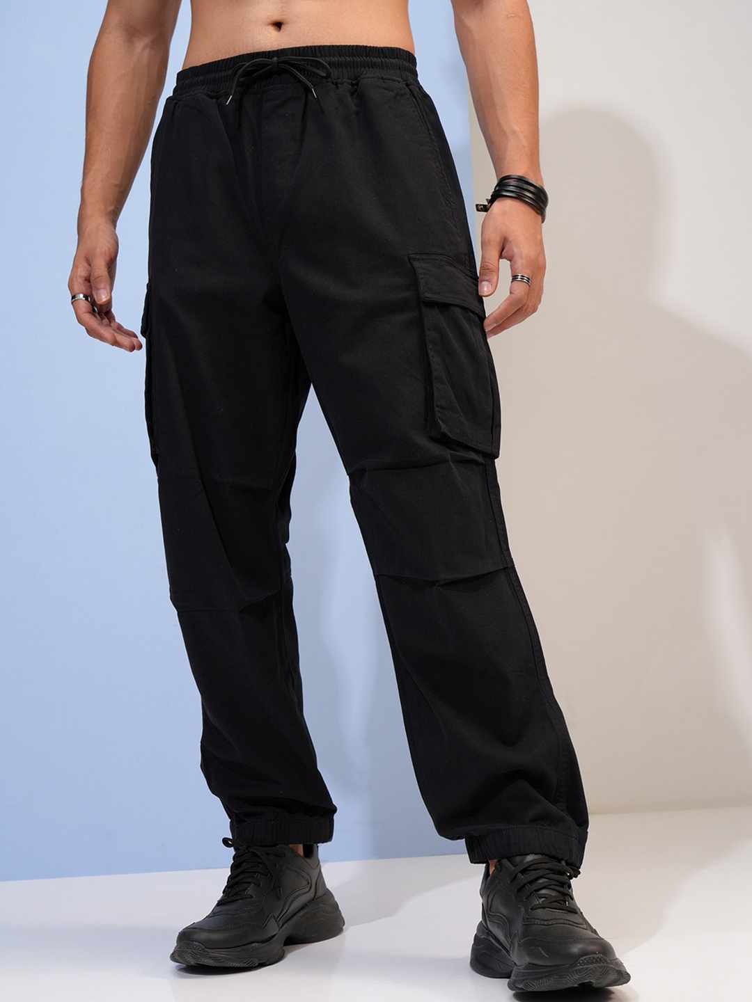 

HIGHLANDER Men Mid-Rise Jogger Cargo trouser, Black