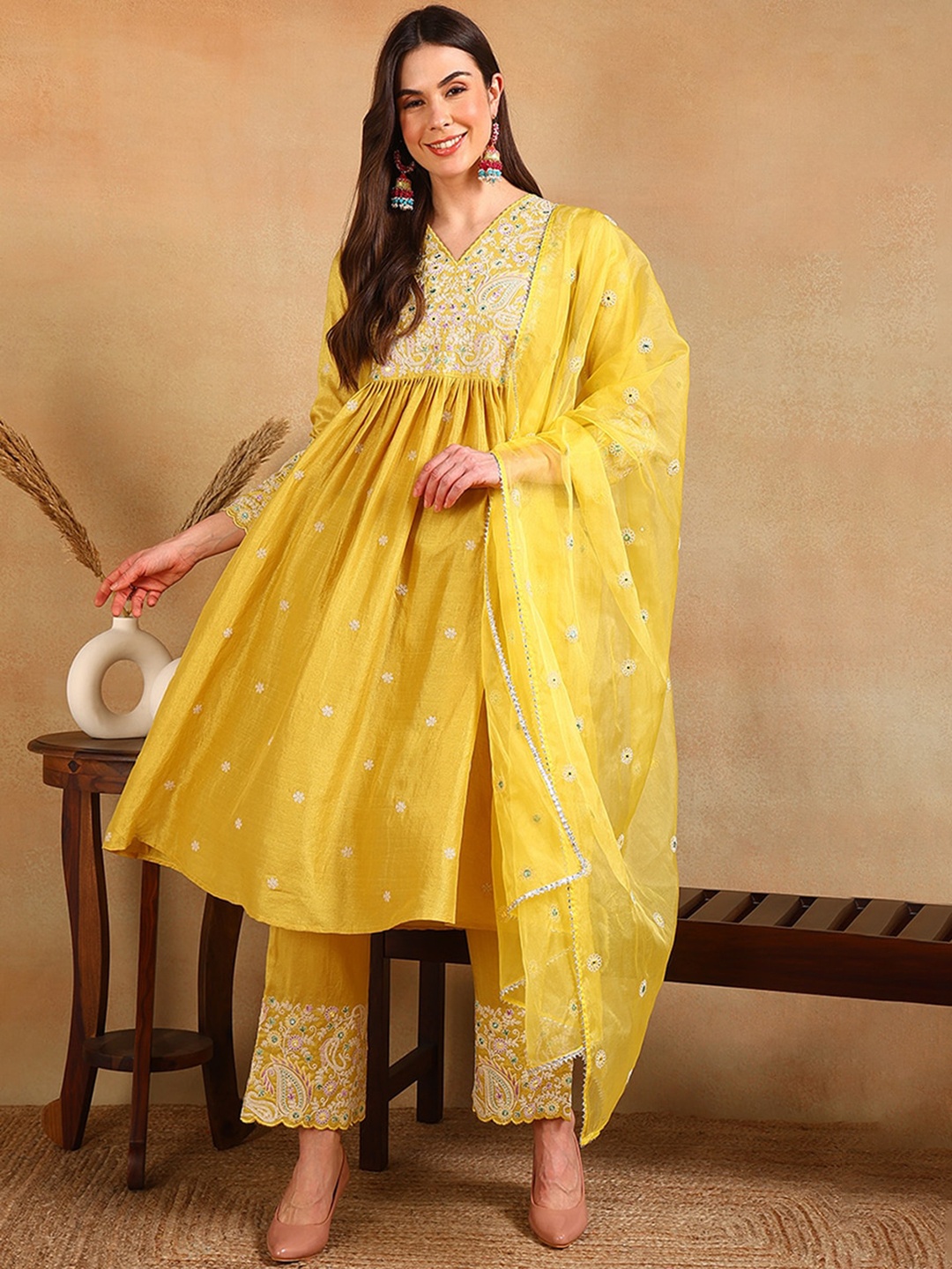 

AHIKA Embroidered Empire Thread Work Kurta with Palazzos & With Dupatta, Yellow