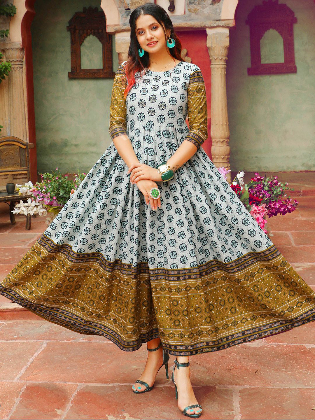 

SAK JAIPUR Ethnic Motifs Printed Round Neck Cotton Anarkali Kurta, White