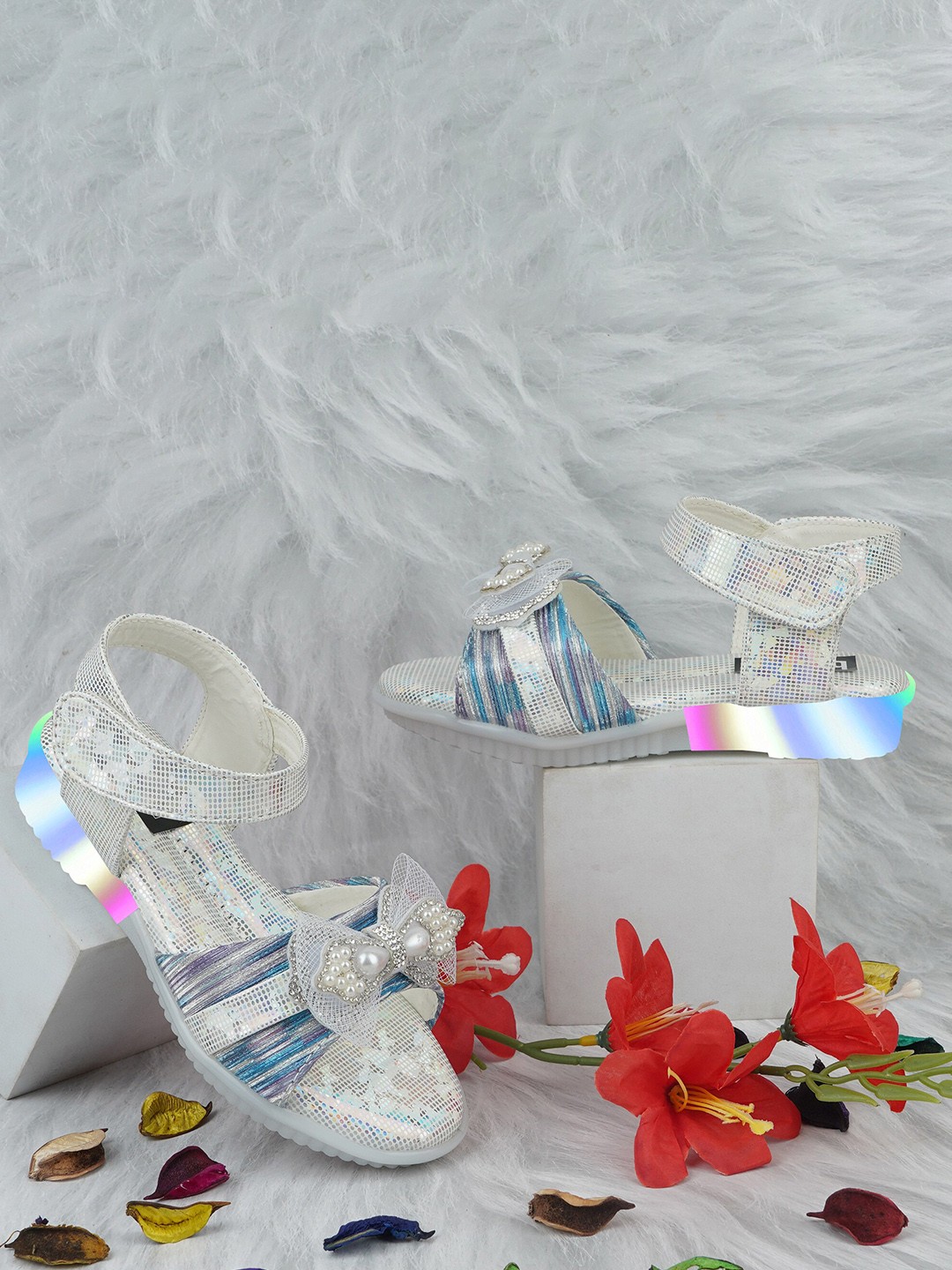 

BAESD Girls Embellished LED Open Toe Flats, White