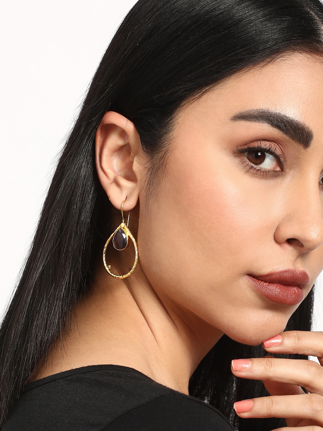 

Niska Gold-Plated Teardrop Shaped Drop Earrings