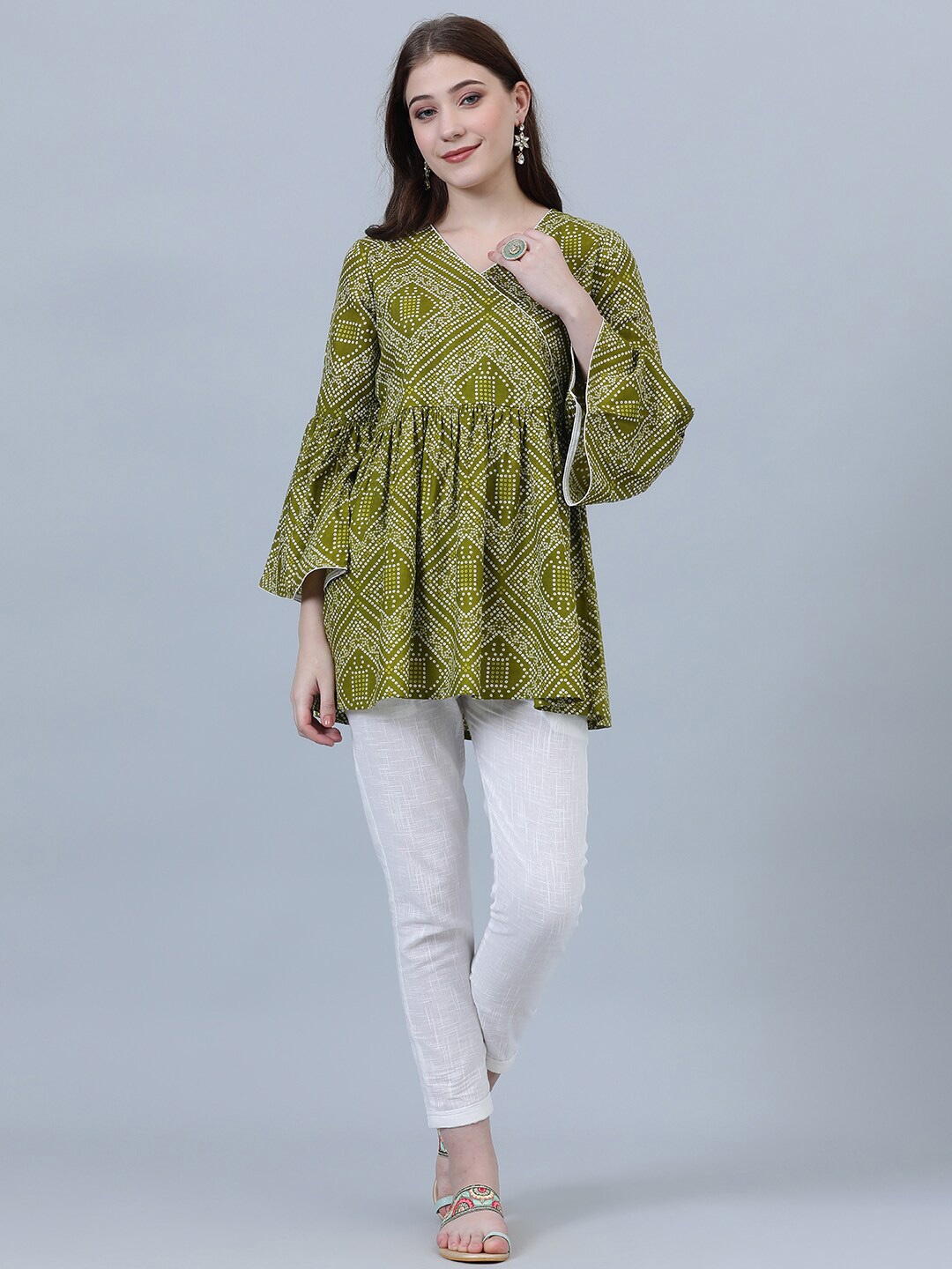 

SHOOLIN Ethnic Motifs Printed Bell Sleeves Angrakh Longline Top, Green
