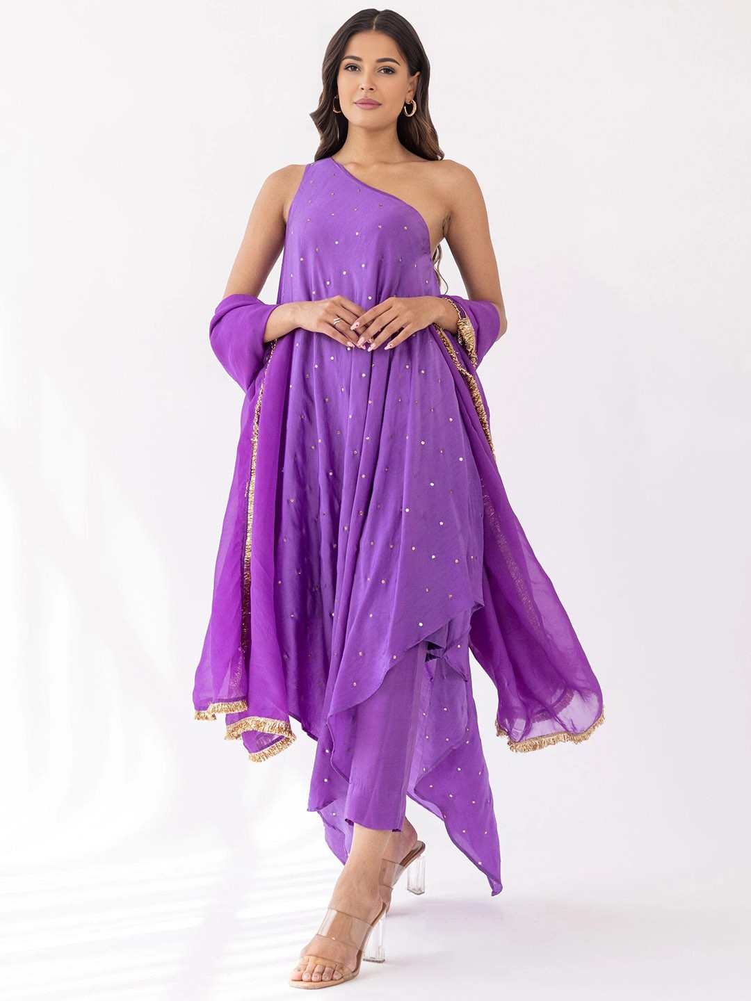 

Bee Boe Geometric Self Design One Shoulder Sleeveless Sequinned Kurta & Trousers & Dupatta, Lavender