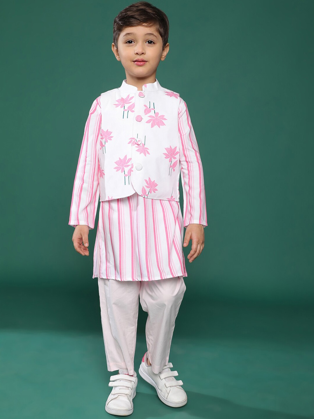 

TALES & STORIES Boys Floral Printed Straight Kurta with Pyjamas, Pink