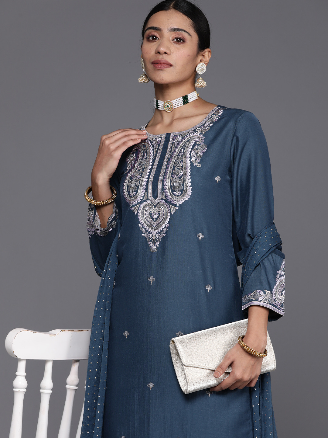 

Varanga Ethnic Motifs Embroidered Regular Sequinned Kurta with Trousers & With Dupatta, Grey