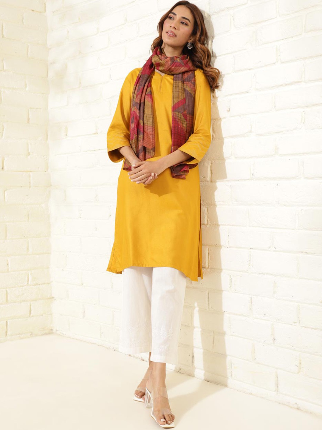 

Fabindia Geometric Printed Silk Stole, Red