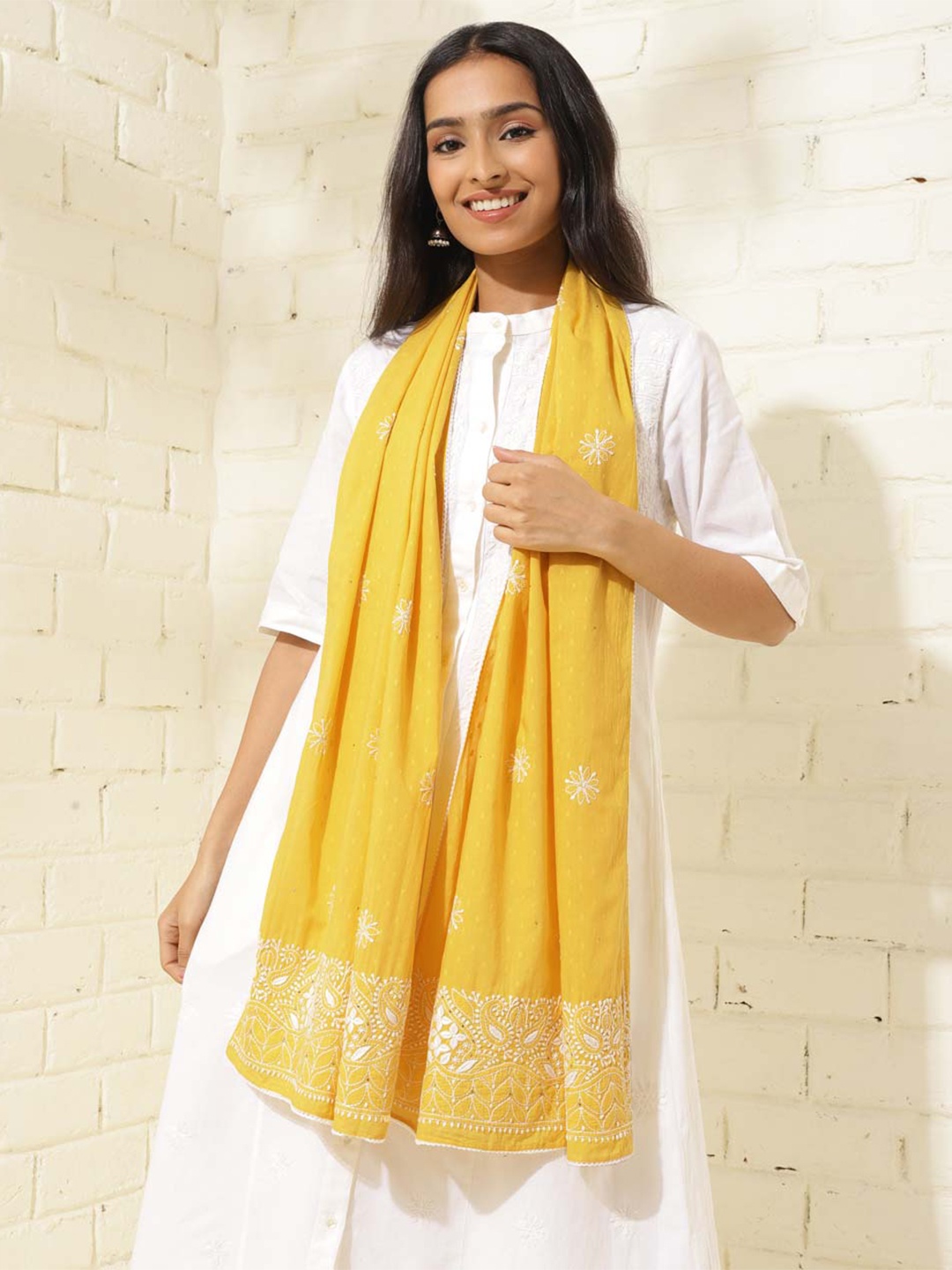 

Fabindia Floral Embroidered Chikankari Stole, Yellow