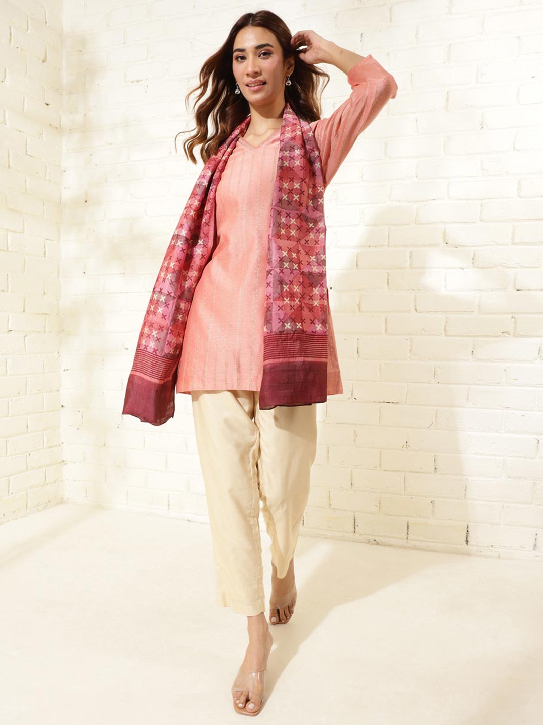 

Fabindia Red Silk Stole