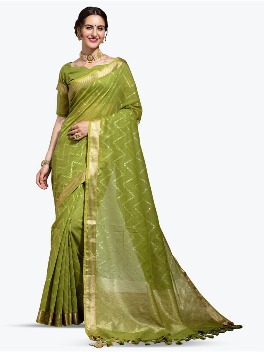 

Kasak Geometric Woven Design Zari Banarasi Saree, Green