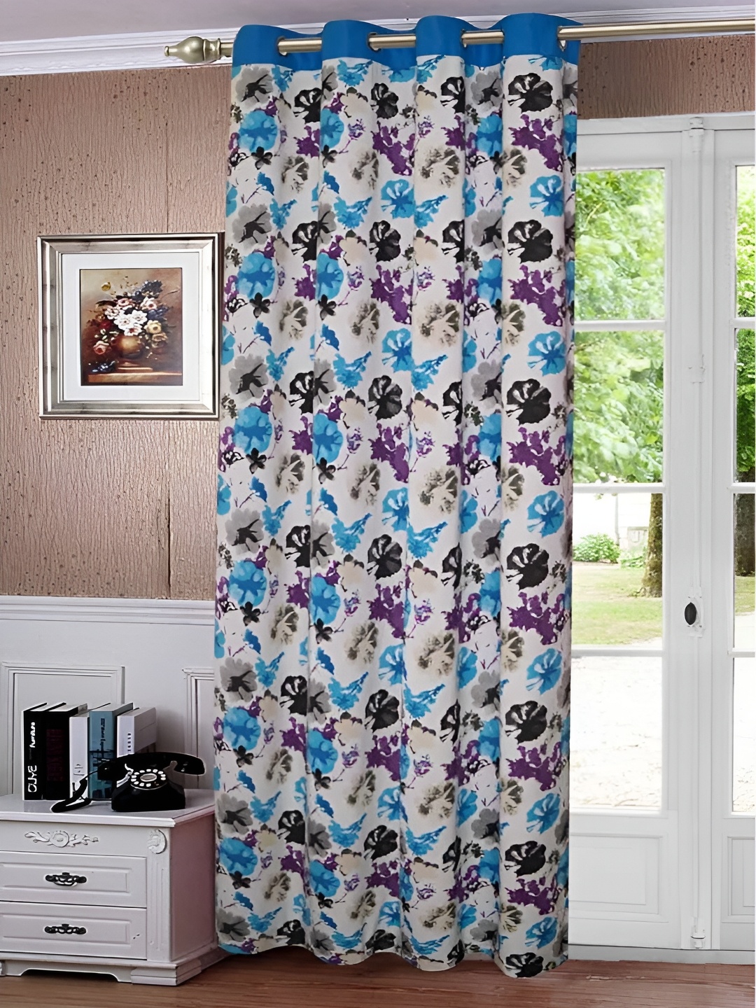 

Lushomes Blue & White Floral Black Out Window Curtain