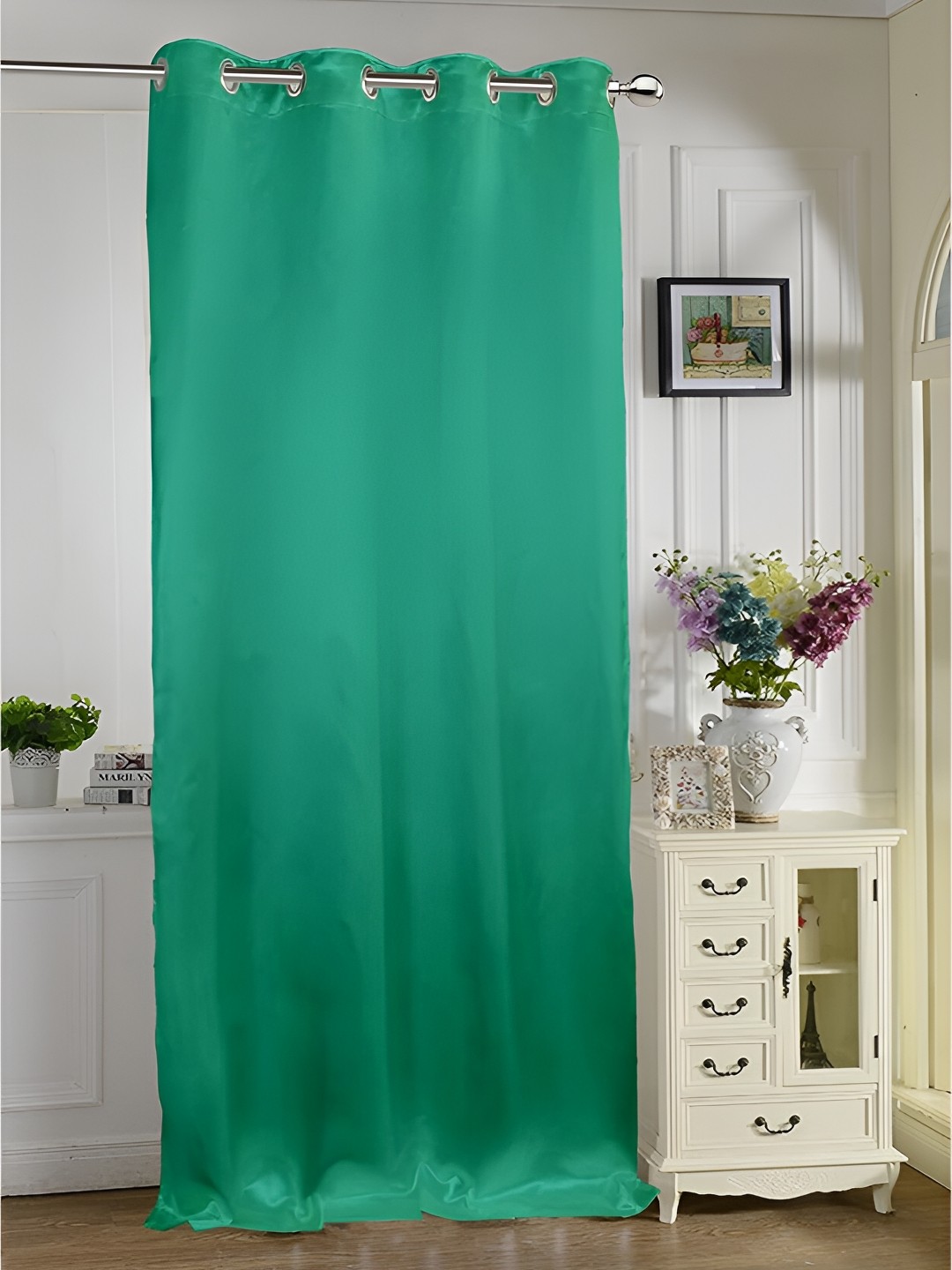 

Lushomes Green Black Out Door Curtain