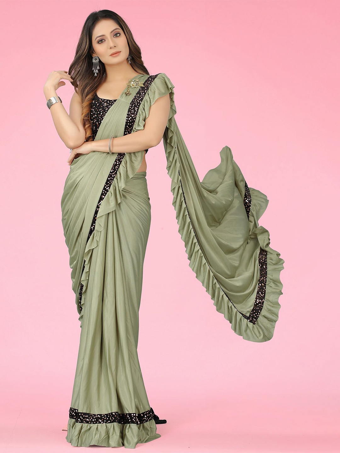 

Dhyey Fashion Embellished Ready to Wear Saree, Olive