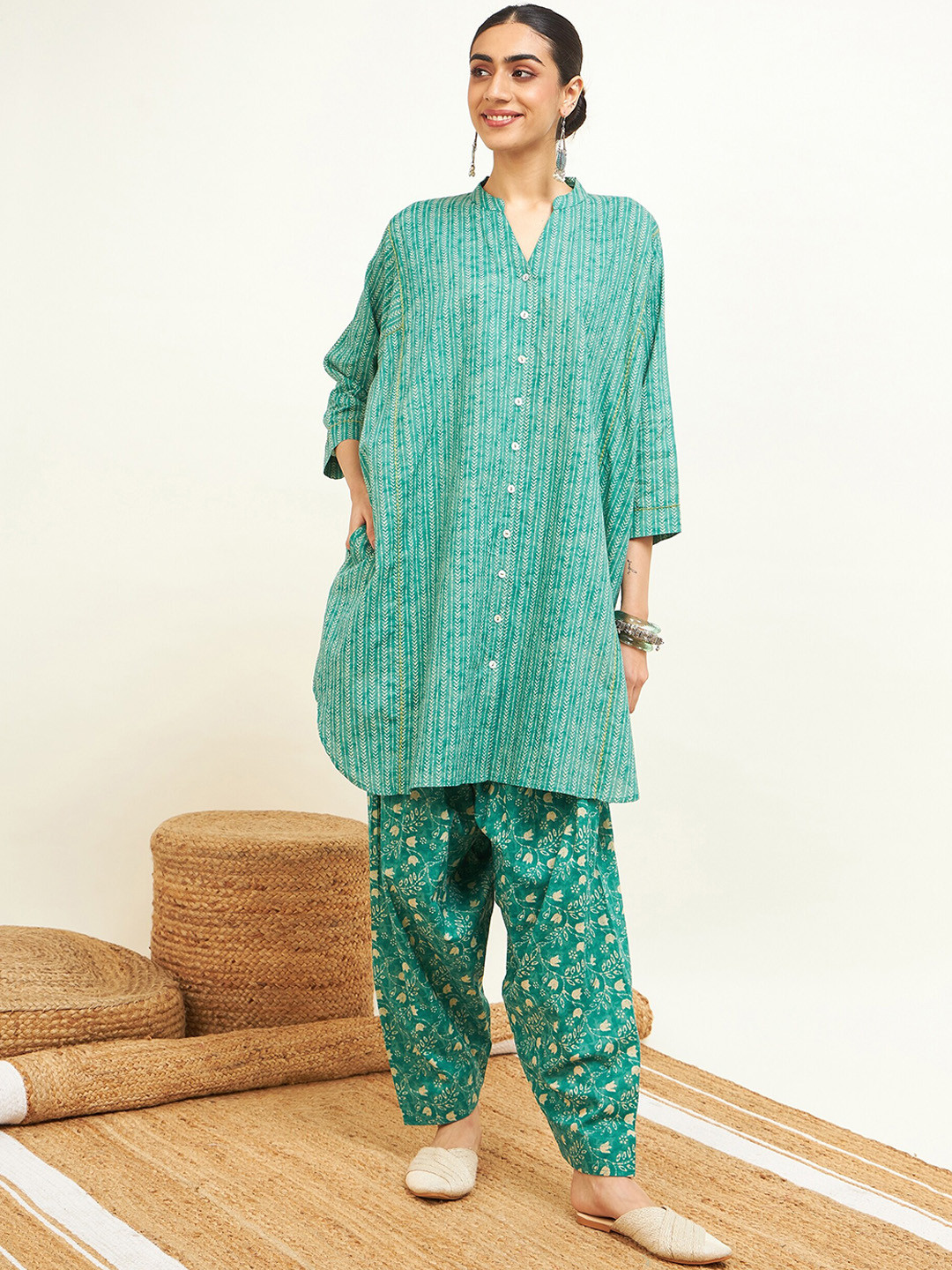 

STADO Floral Printed A Line Kaftan with Salwar, Green