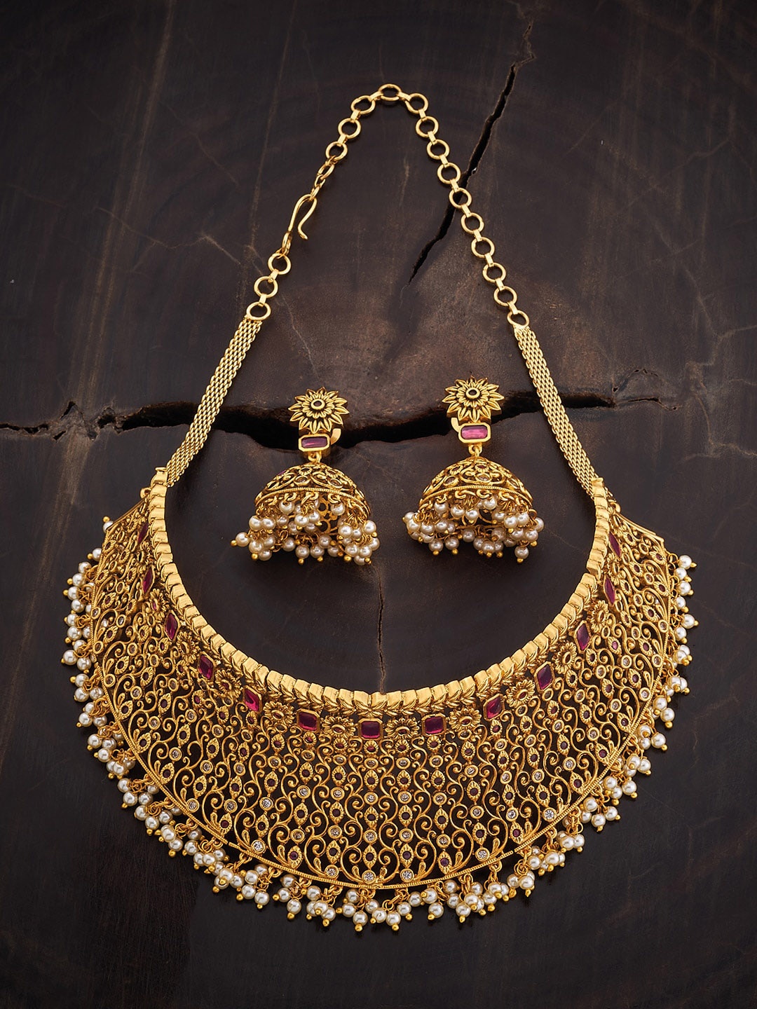 

Kushal's Fashion Jewellery Gold Plated Stone Studded & Bedded Jewellery Set