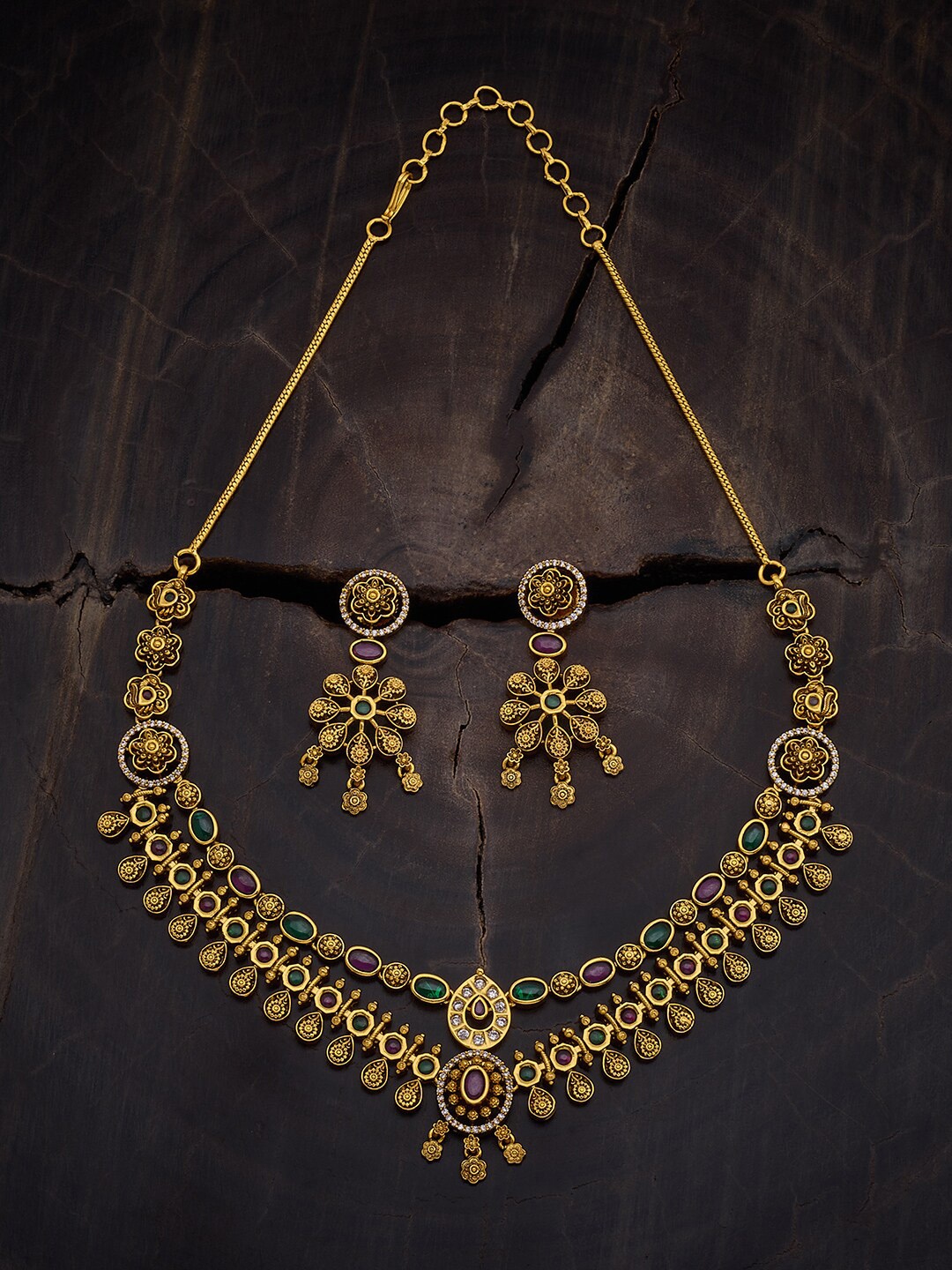 

Kushal's Fashion Jewellery Gold Plated Stones Studded Jewellery Set