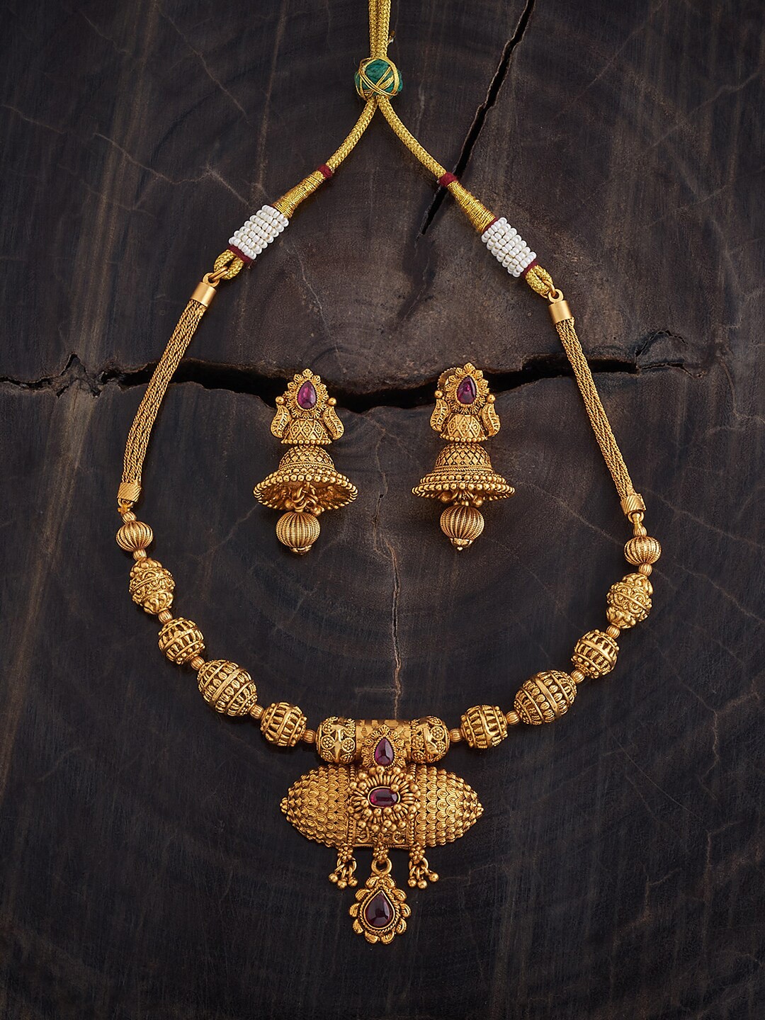 

Kushal's Fashion Jewellery Gold Plated Stones Studded Jewellery Set