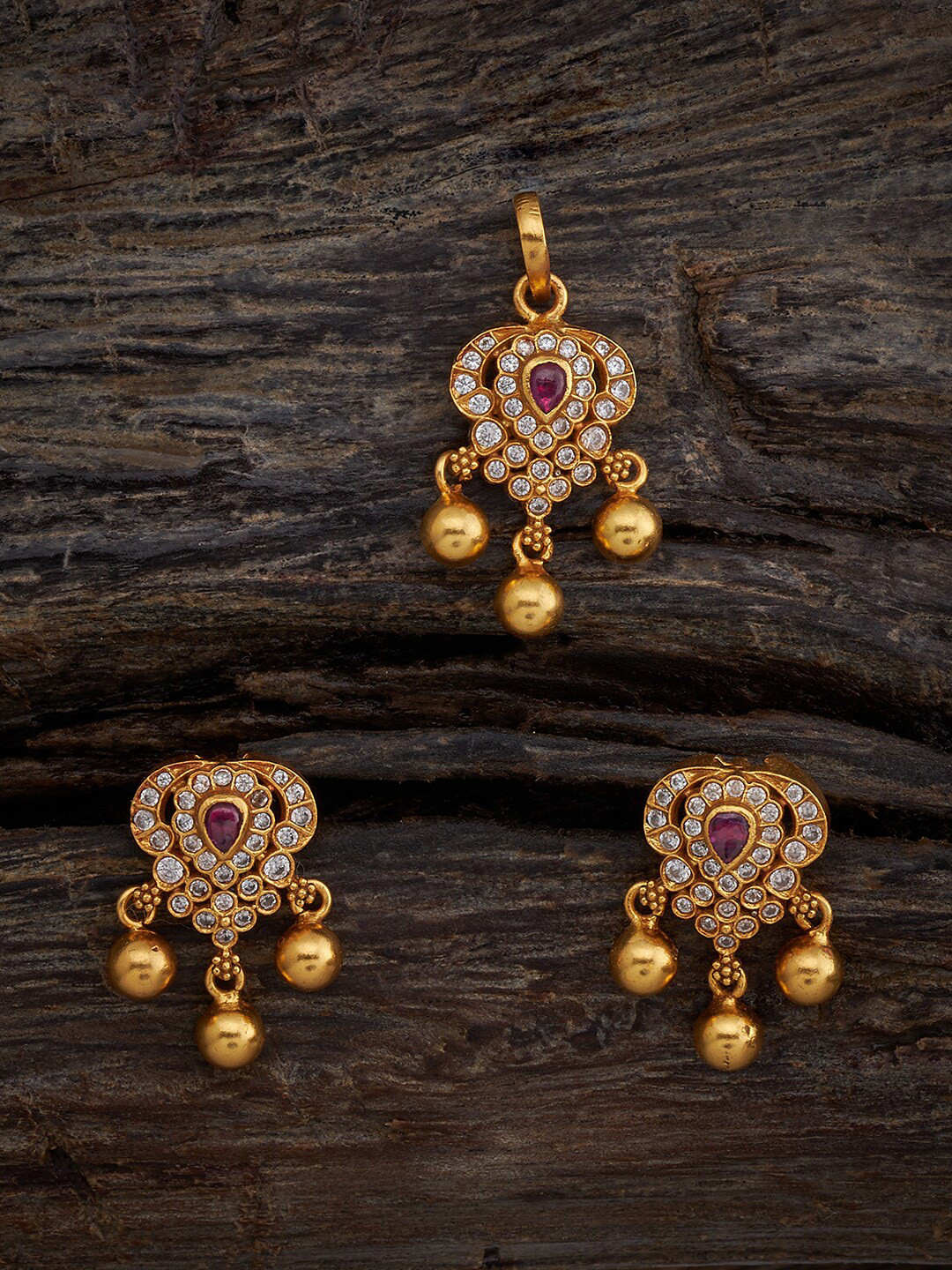 

Kushal's Fashion Jewellery 92.5 Pure Silver Gold-Plated Stone-Studded Jewellery Set