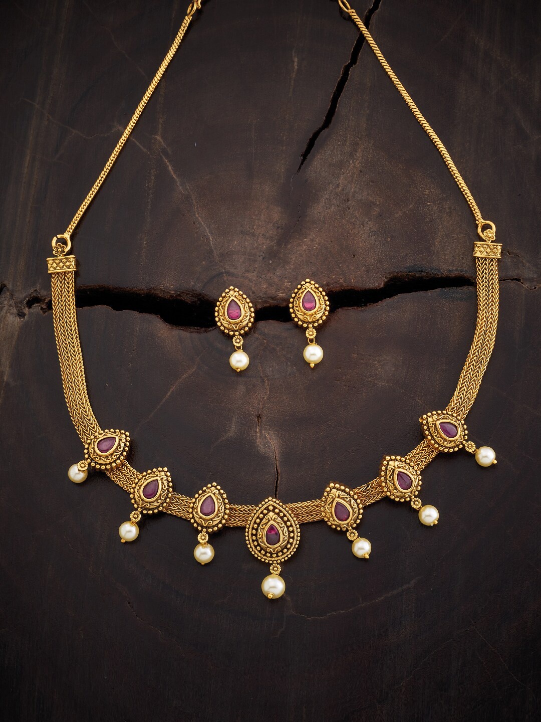 

Kushal's Fashion Jewellery Gold-Plated Stone-Studded & Beaded Jewellery Set