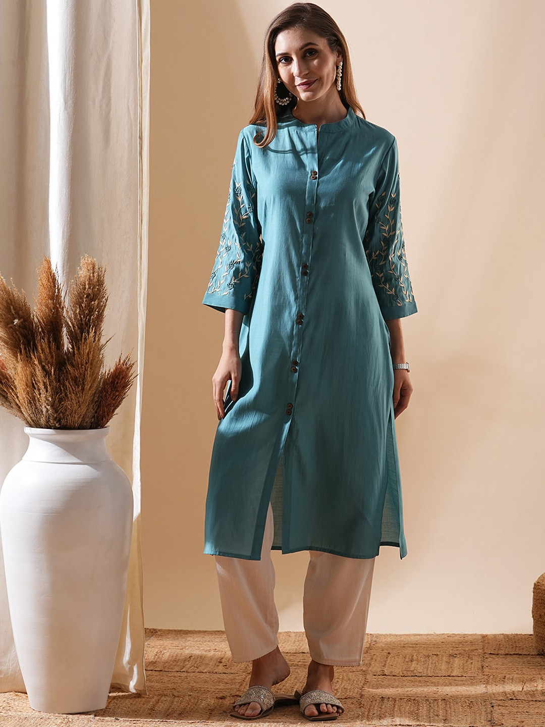 

FASHOR Floral Embroidered Mandarin Collar Straight Kurta, Turquoise blue