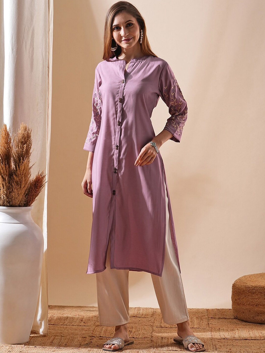 

FASHOR Floral Embroidered Mandarin Collar Straight Kurta, Mauve