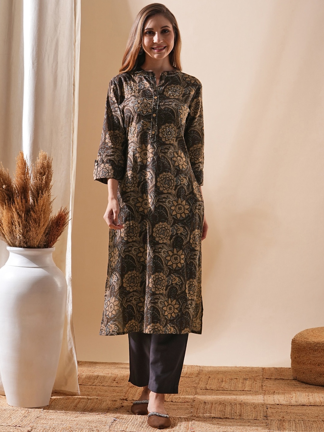 

FASHOR Floral Printed Sequinned Mandarin Collar Cotton Straight Kurta, Brown