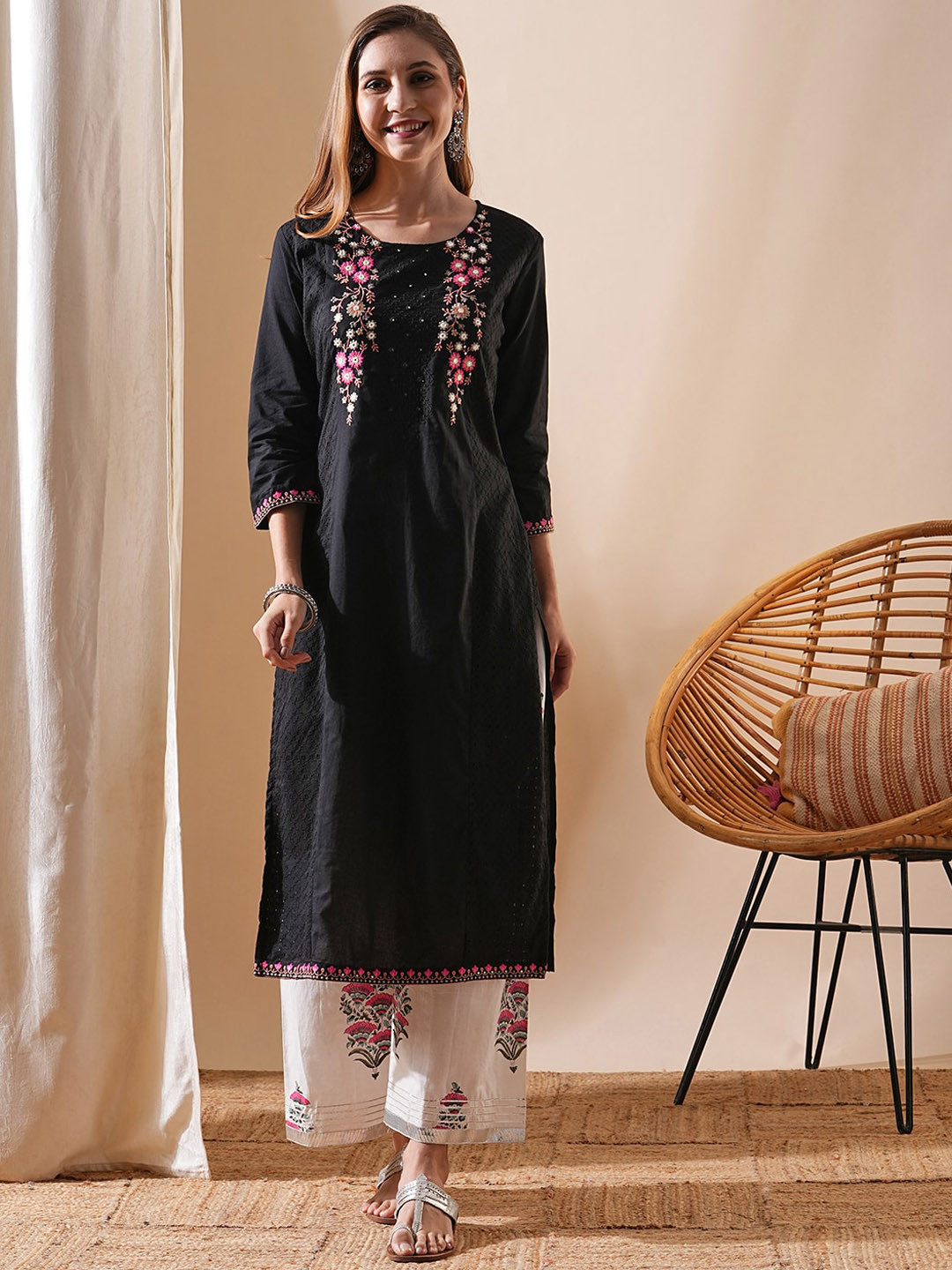 

FASHOR Floral Embroidered Thread Work Cotton Straight Kurta, Black