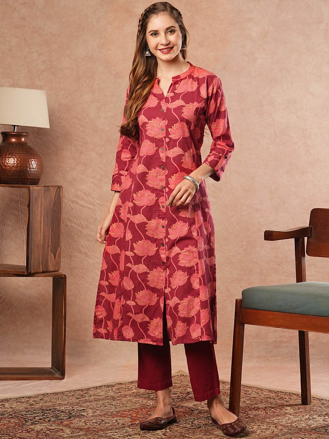 

FASHOR Floral Printed Pure Cotton Straight Kurta, Maroon