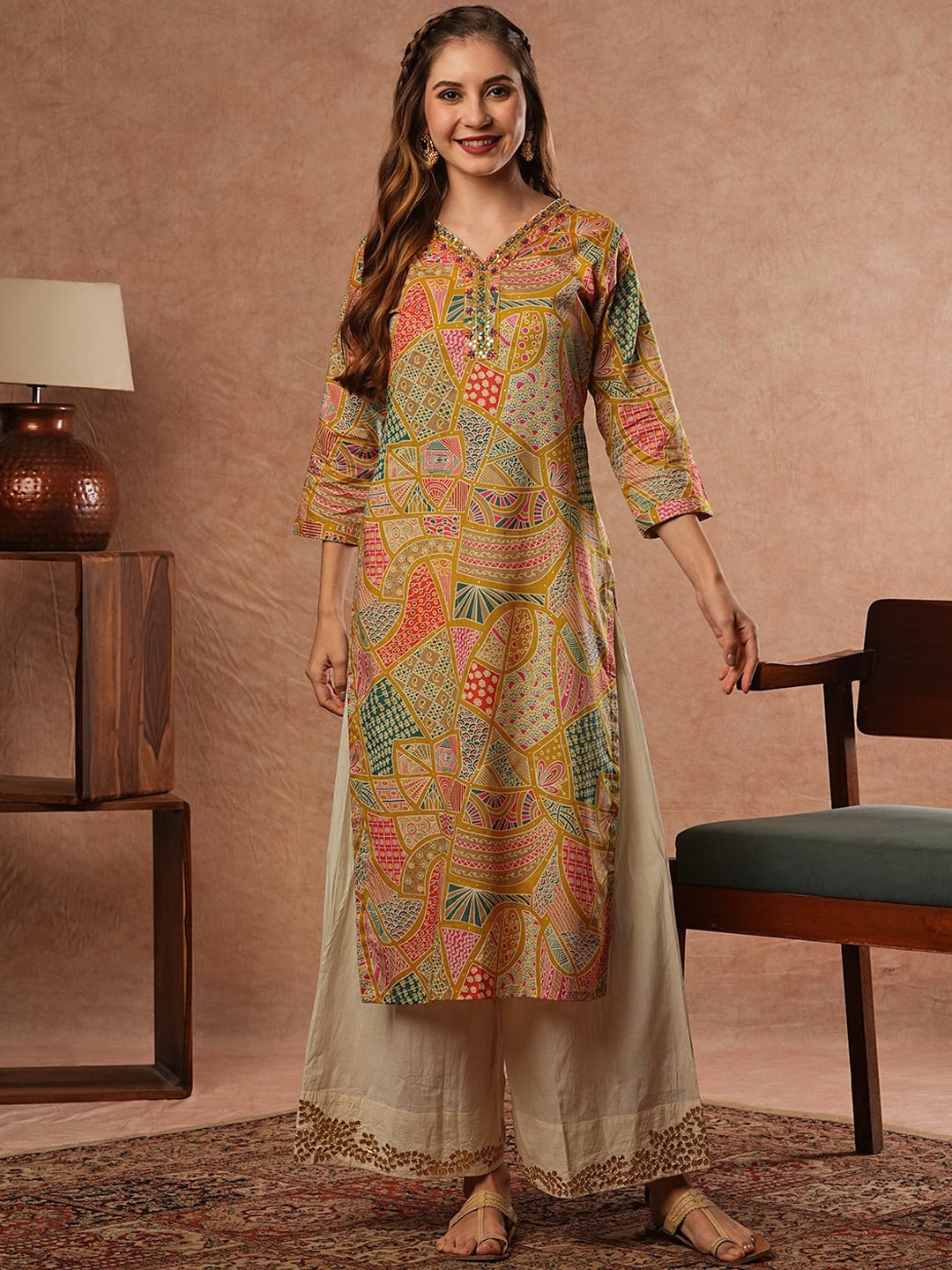 

FASHOR Floral Printed V-Neck Thread Work Straight Kurta, Multi