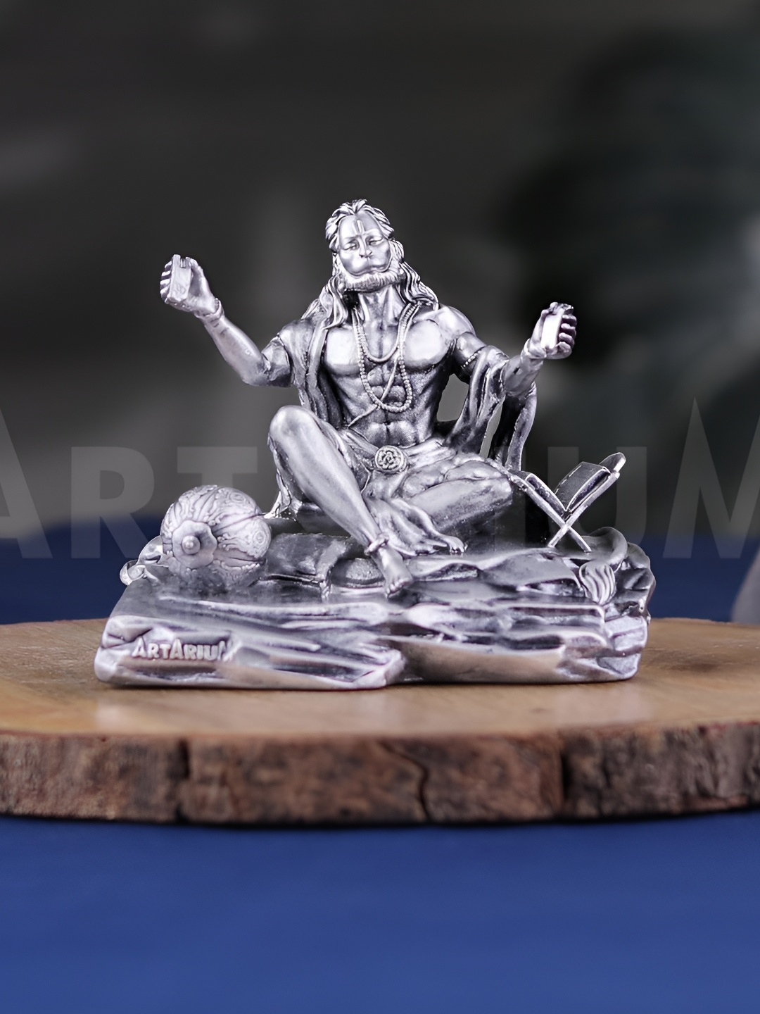 

Artarium LLP Silver-Toned Religious Figurine Showpiece