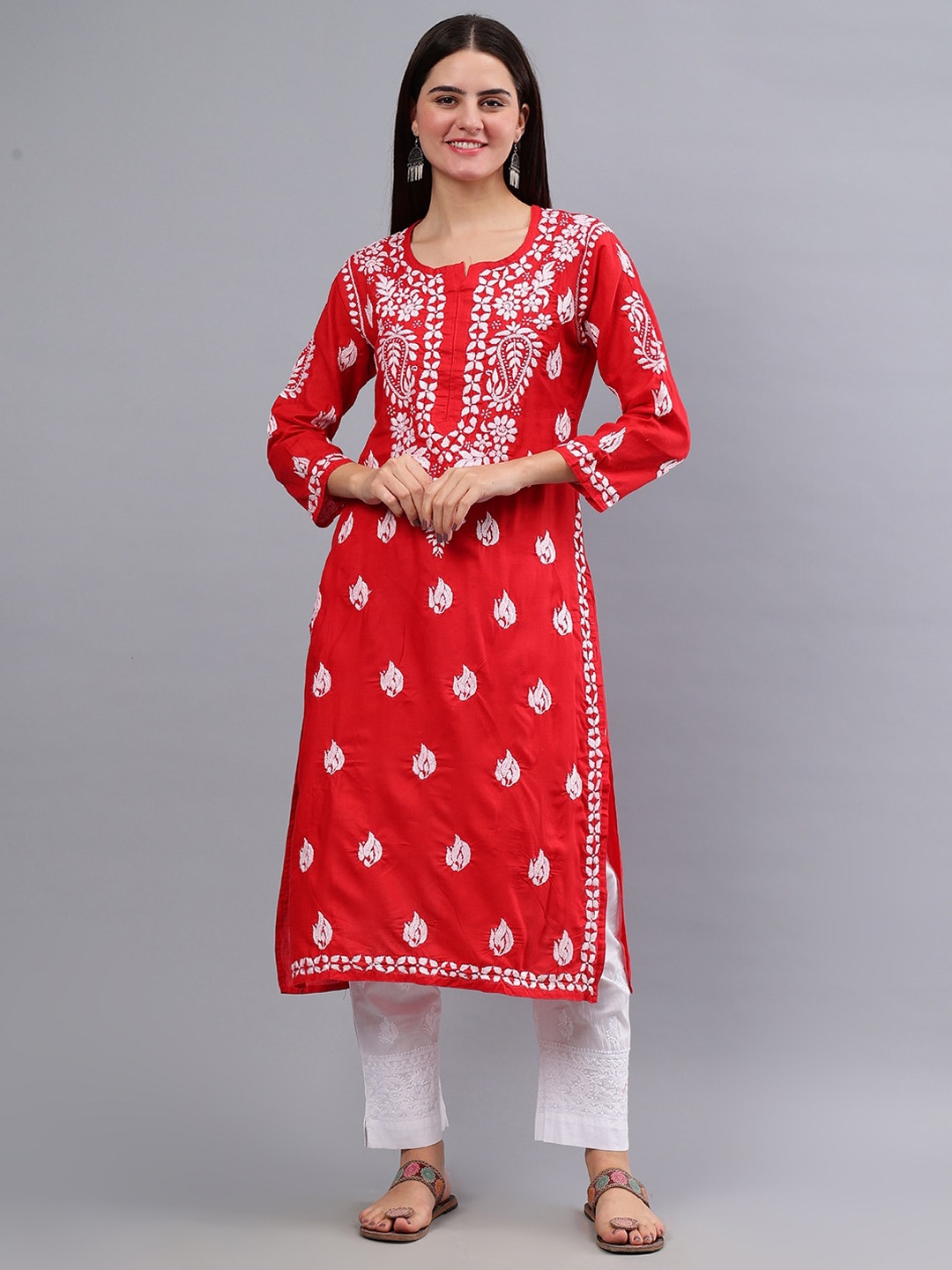 

Seva Chikan Ethnic Motifs Embroidered Chikankari Cotton Kurta, Red