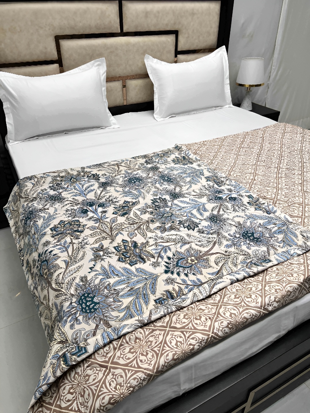 

Pure Decor White & Blue Floral AC Room 210 GSM Double Bed Comforter