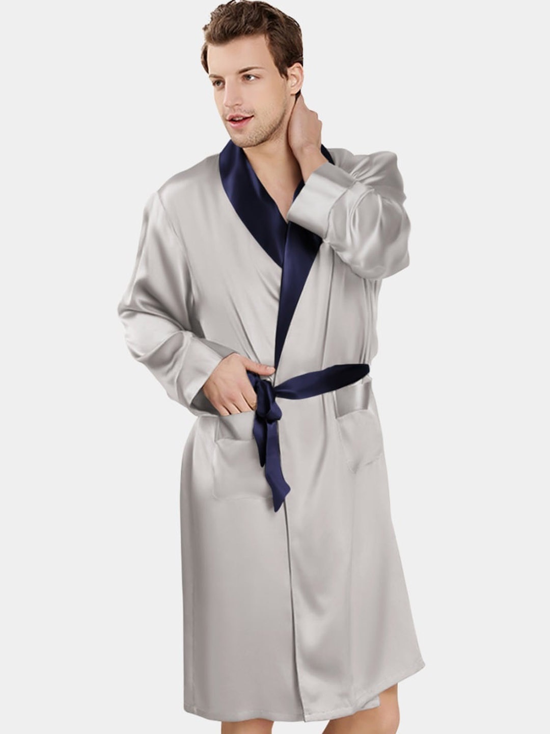 

Bella Babe by SK Shawl Collar Satin Robe, Silver