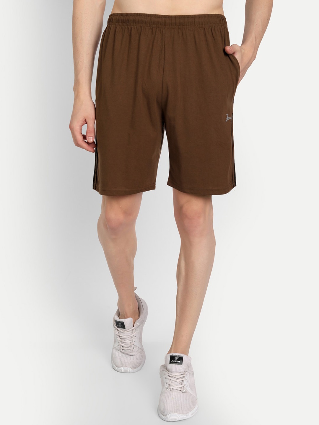 ZEFFIT Men Mid-Rise Sports Shorts, Coffee brown