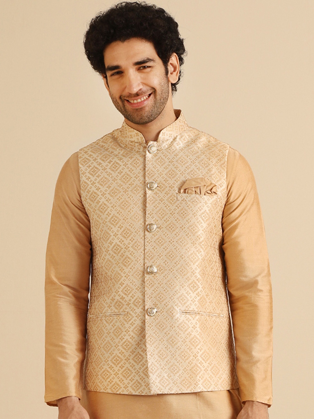 

KISAH Woven Design Nehru Jacket, Gold