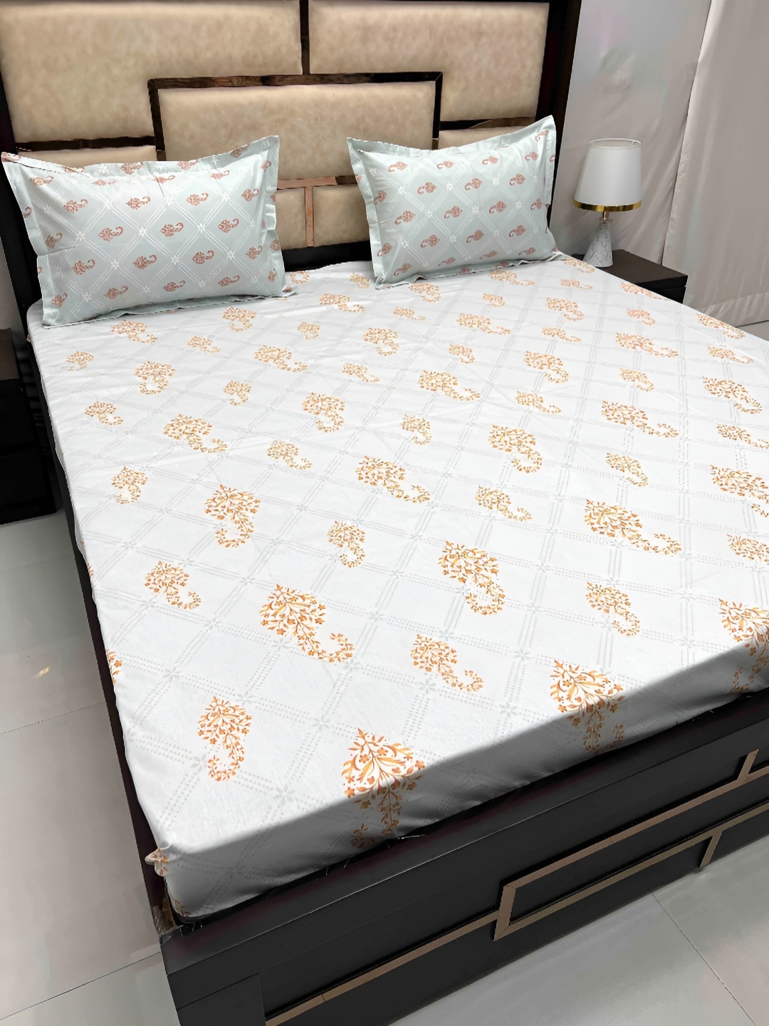 

Pure Decor Lifestyle White Ethnic Motifs Cotton 350 TC King Bedsheet with 2 Pillow Covers